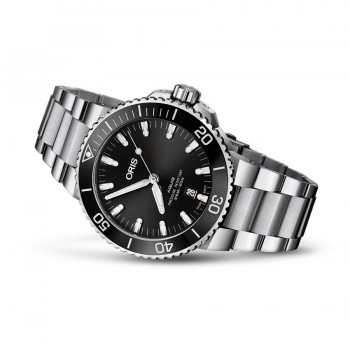 Ρολόι ORIS Aquis Date Black 41.5mm